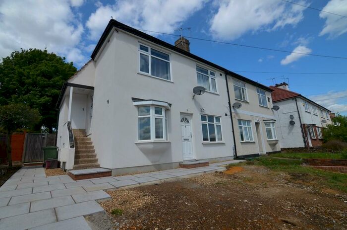 2 Bedroom Ground Maisonette To Rent In Braemar Avenue, Bexleyheath, DA7
