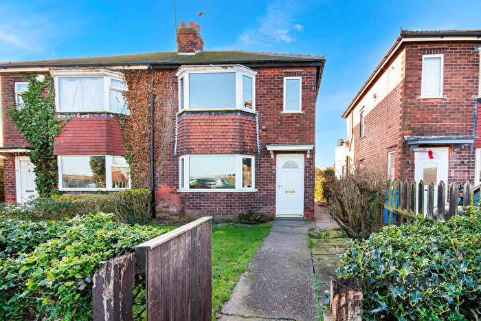 3 Bedroom Semi-Detached House For Sale In Grove Road, Retford, DN22