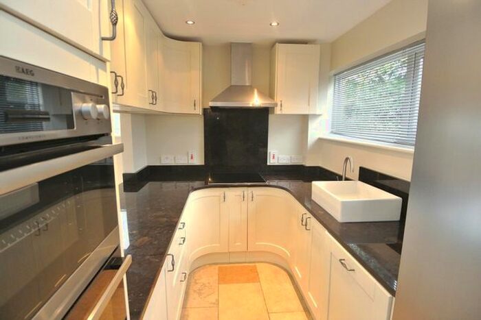 2 Bedroom Flat To Rent In Ranmore Place, Princes Road, Weybridge, KT13