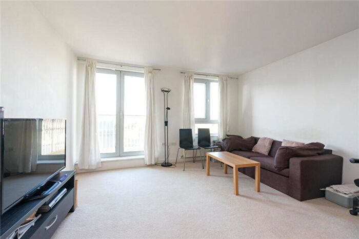 2 Bedroom Apartment To Rent In Eden Grove, Holloway, N7