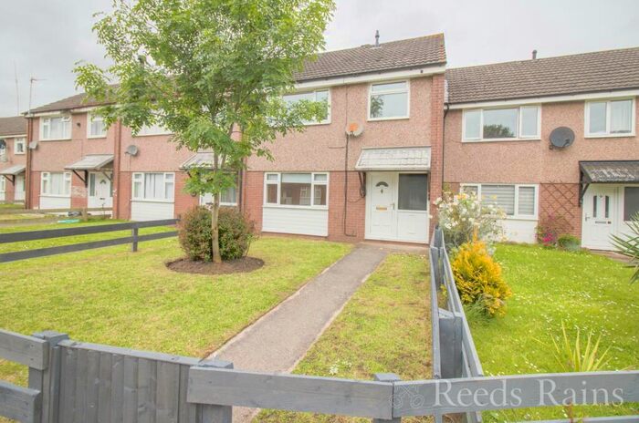 3 Bedroom Terraced House For Sale In Richmond Court, Ellesmere Port, Cheshire, CH65