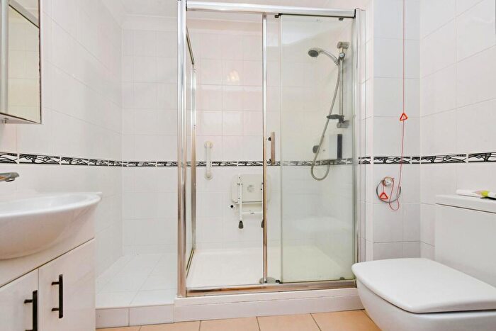 1 Bedroom Flat For Sale In Old Rectory Court, Southendchurch Rectory Chase, Southend-On-Sea, Essex, SS2
