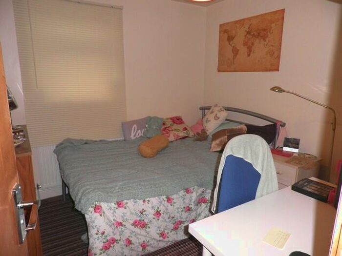 5 Bedroom House To Rent In Hubert Road, Birmingham, B29