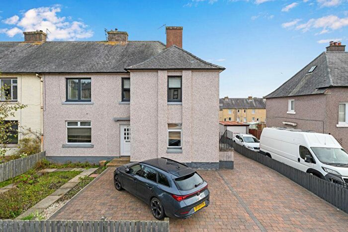 3 Bedroom Flat For Sale In Pentland Terrace, Penicuik, EH26