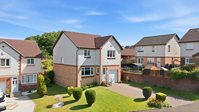 4 Bedroom Detached House For Sale In Campsie View, Cambuslang, Glasgow, G72