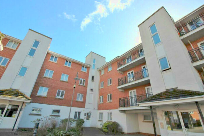 2 Bedroom Penthouse To Rent In Chantry Close, Abbey Wood, SE2