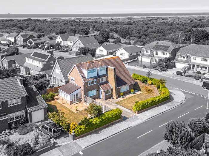 6 Bedroom Villa To Rent In Golf Open - Chatsworth Road, Ainsdale - Sleeps Guests, PR8
