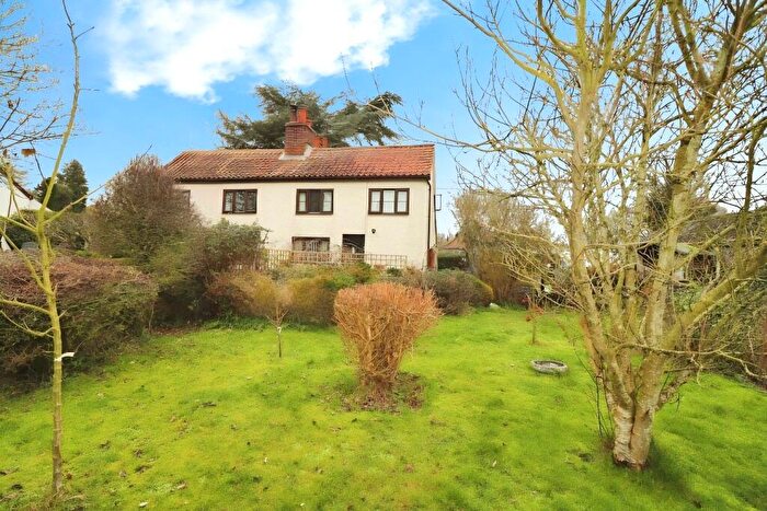 2 Bedroom Semi-Detached House For Sale In Stone Lane, Hingham, Norwich, Norfolk, NR9