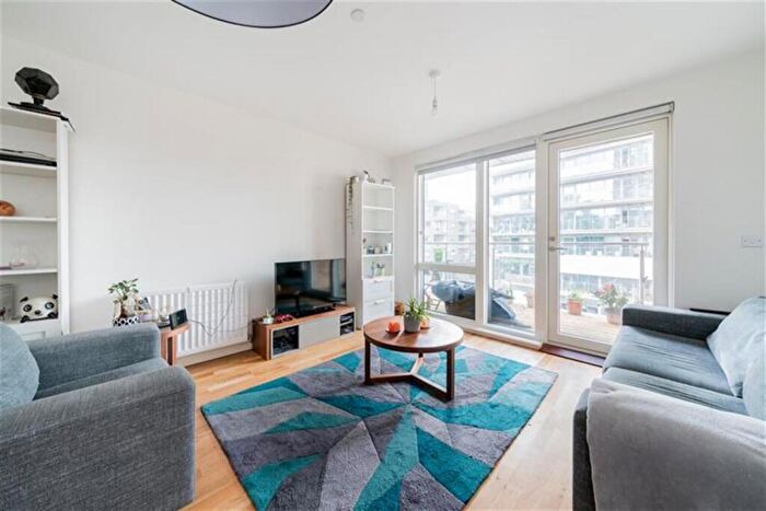 1 Bedroom Apartment To Rent In Wimhurst Terrace, Tower Hamlets, E14