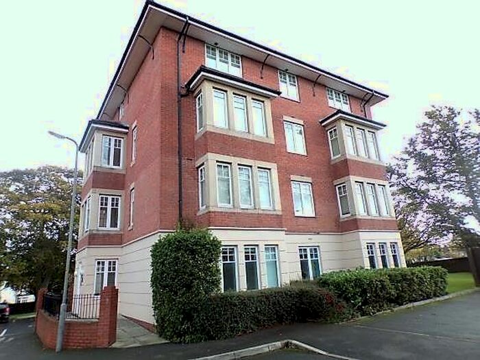 2 Bedroom Flat To Rent In Davenham Court, Wavertree, Liverpool, L15
