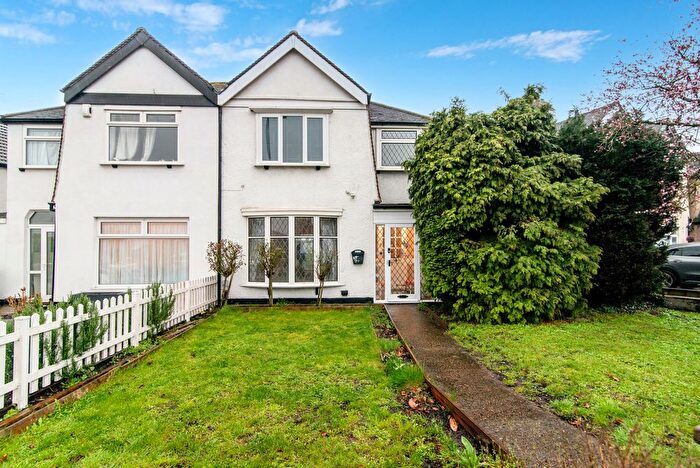 3 Bedroom Semi Detached House To Rent In Woolwich Road, London, SE2