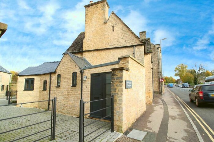 1 Bedroom Terraced House To Rent In London Road, Cirencester, GL7