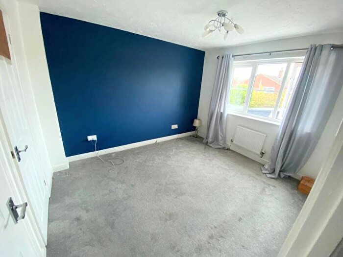 3 Bedroom Semi-Detached House To Rent In Hayside Avenue, Balderton, Newark, NG24