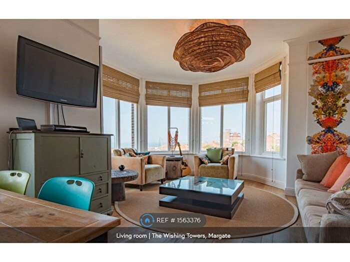 3 Bedroom Maisonette To Rent In Wishing Tower Apartments, Cliftonville, Margate, CT9