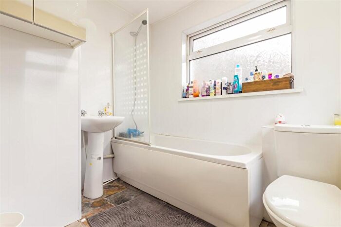 1 Bedroom House To Rent In Wood Road, Treforest, Pontypridd, CF37