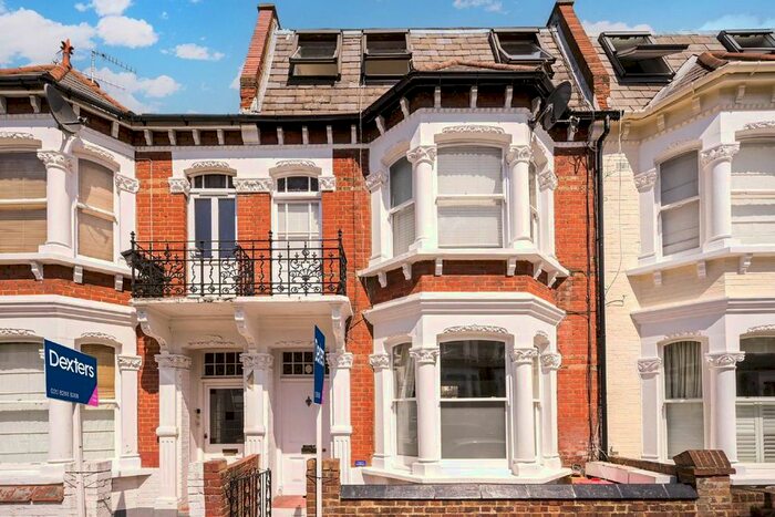 2 Bedroom Flat To Rent In Mirabel Road, London, SW6