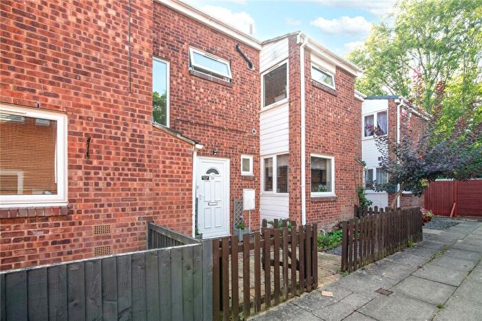 3 Bedroom Terraced House For Sale In Linton Close, Redditch, Worcestershire, B98