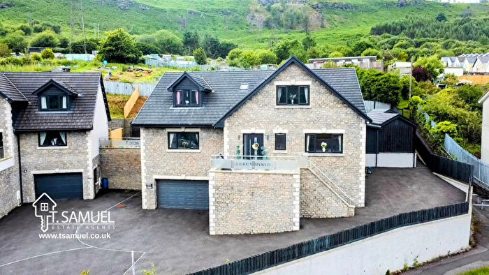 5 Bedroom Detached House For Sale In Golwg Y Mynydd Mountain Ash, CF45