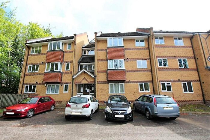 1 Bedroom Apartment To Rent In Armour Hill, Tilehurst, Reading, RG31