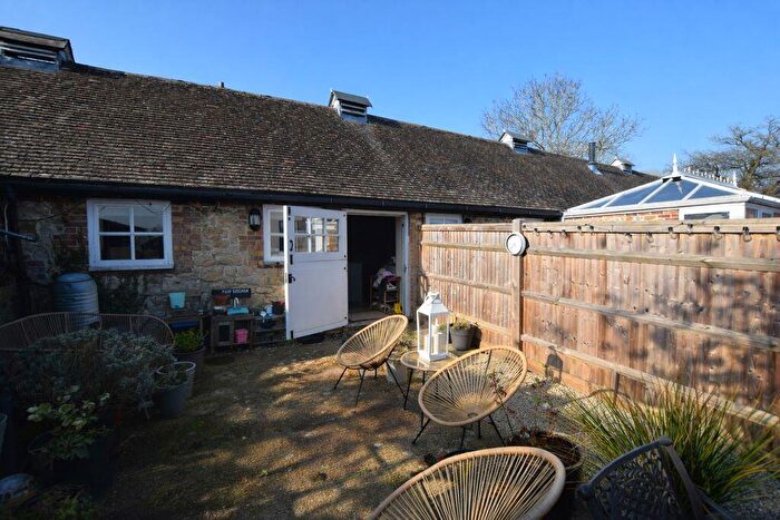 1 Bedroom Cottage To Rent In Roundwell, Maidstone, ME14