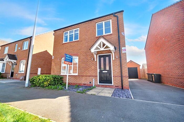 4 Bedroom Detached House For Sale In Lower Farm Way, Nuneaton, CV10