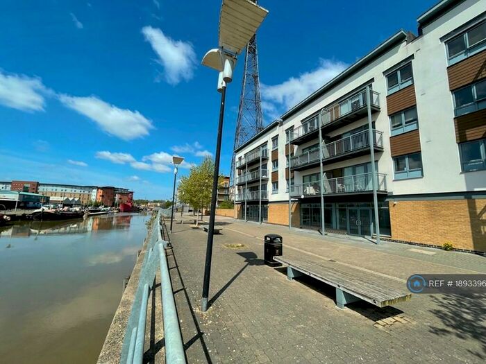 2 Bedroom Flat To Rent In Ballantyne Drive, Colchester, CO2