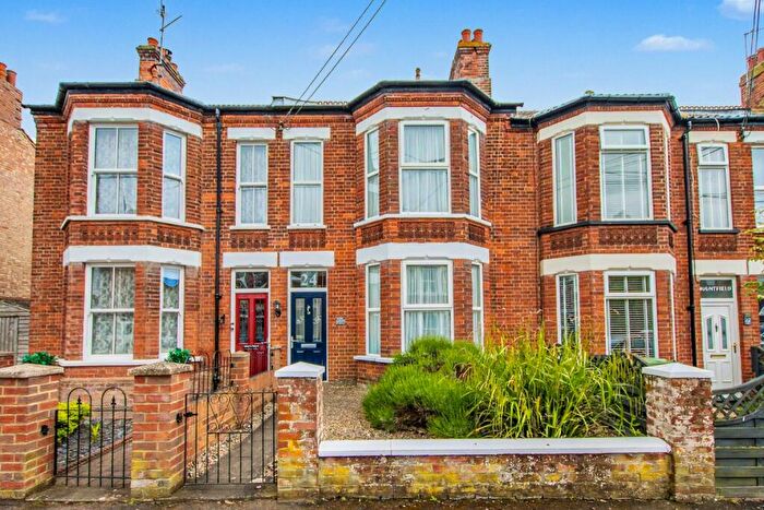 3 Bedroom Terraced House For Sale In Victoria Avenue, Hunstanton, PE36