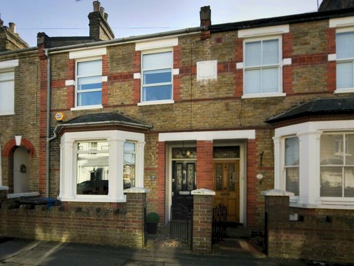 3 Bedroom Terraced House To Rent In Albany Road, Windsor, SL4