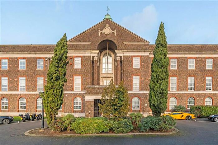 1 Bedroom Flat For Sale In Brook Road, Cricklewood, NW2