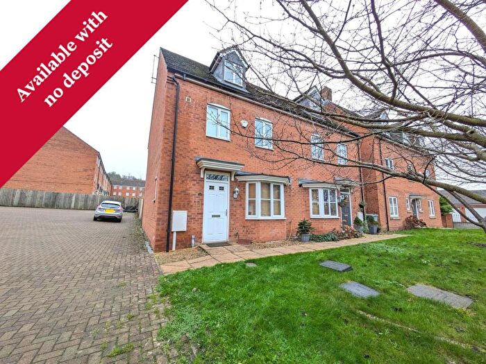 4 Bedroom Town House To Rent In Haddon Road, Grantham, NG31