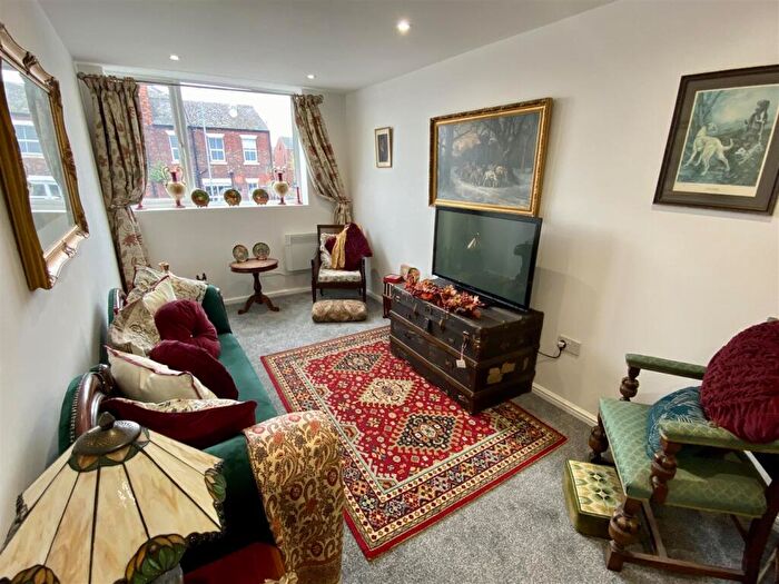 2 Bedroom Apartment To Rent In Mariners Court, Goole, DN14