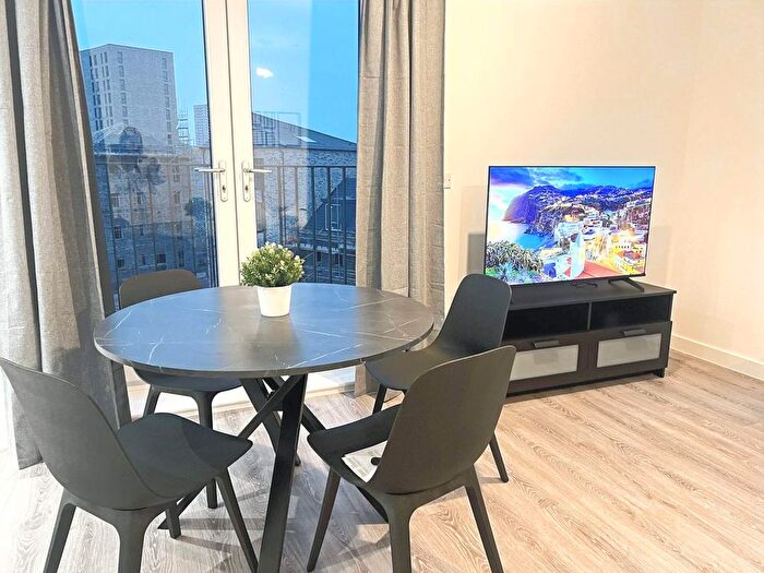 2 Bedroom Flat For Sale In Balsall Heath Road, Balsall Heath, Birmingham, B12