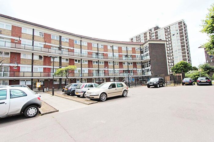 1 Bedroom Flat To Rent In Charles Bradlaugh House, Haynes Close, Tottenham, London, N17