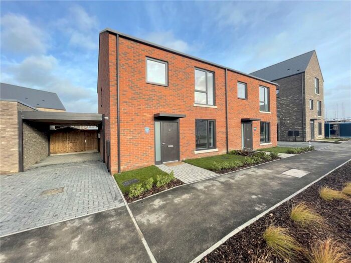 3 Bedroom Semi-Detached House To Rent In The Avenue, Cambridge, CB5