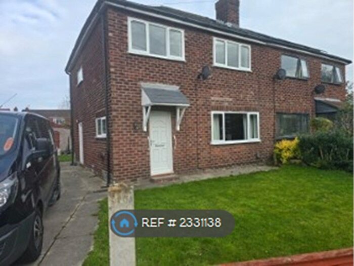 3 Bedroom Semi-Detached House To Rent In Maple Crescent Warrington., Penketh, Warrington, WA5