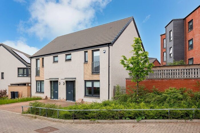 3 Bedroom Semi-Detached House To Rent In Bluebell Terrace, Niddrie, Edinburgh, EH16
