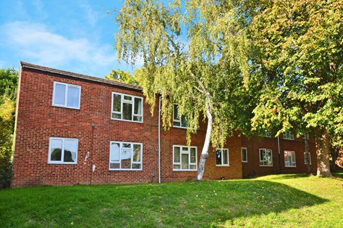 1 Bedroom Flat To Rent In Dellfield, St Albans, AL1