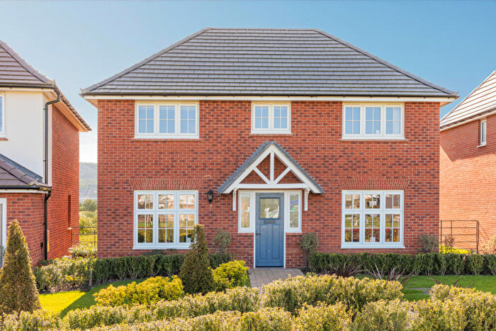 4 Bedroom Detached House For Sale In Shaftesbury Road, Gillingham, SP8