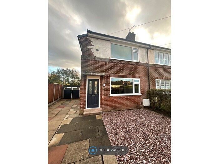 2 Bedroom Semi-Detached House To Rent In Kingsway Park, Manchester, M41
