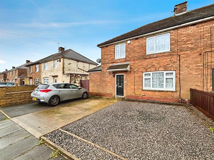 3 Bedroom Semi Detached House For Sale In Reevy Road West, Bradford, BD6