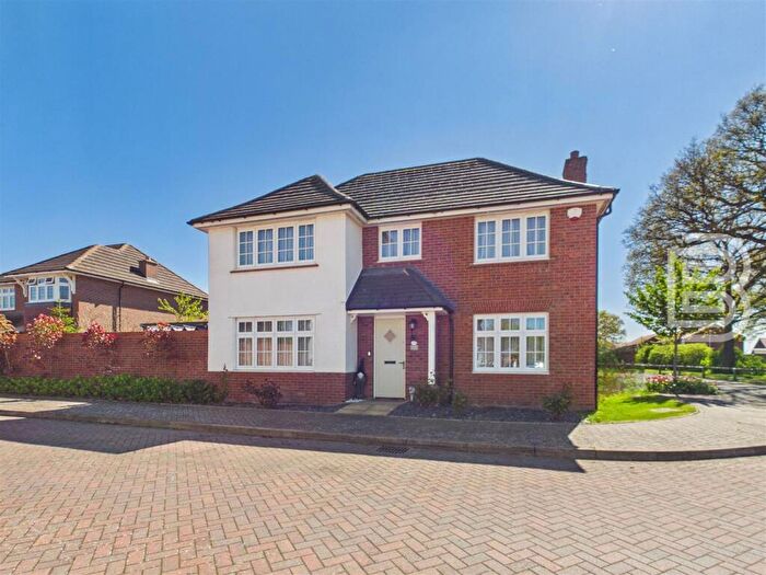 4 Bedroom Detached House For Sale In Cressida Way, Cawston, Rugby, CV22