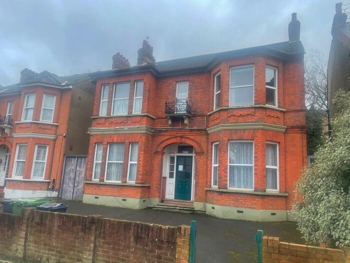 1 Bedroom Studio To Rent In Victoria Crescent, London, SE19