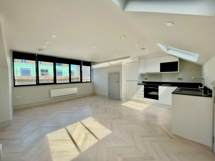 3 Bedroom Penthouse To Rent In Pilgrim Chambers, Hood Street, Newcastle City Centre, NE1