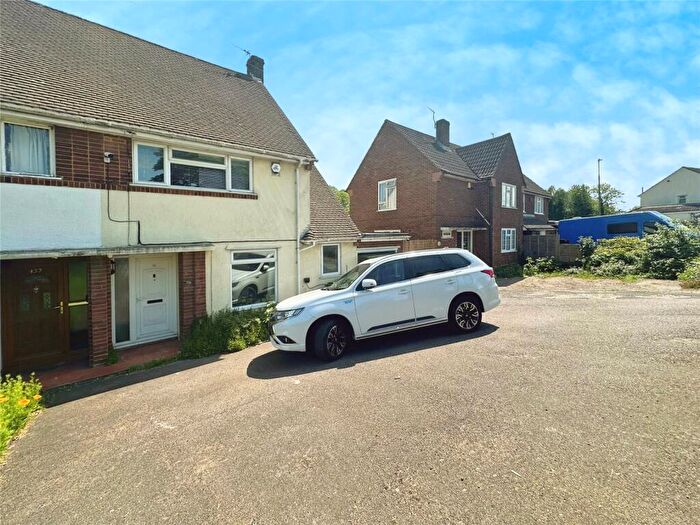 4 Bedroom Semi-Detached House To Rent In Willington Street, Maidstone, Kent, ME15