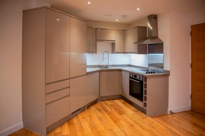 1 Bedroom Flat To Rent In Frinton Park Court, Central Avenue, Frinton-On-Sea, Essex, CO13