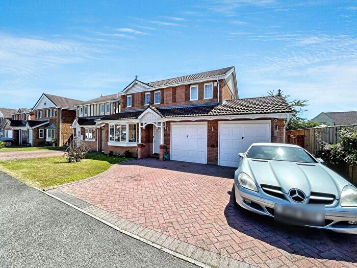 4 Bedroom Detached House For Sale In Waverley Close, Shotton Colliery, Durham, DH6