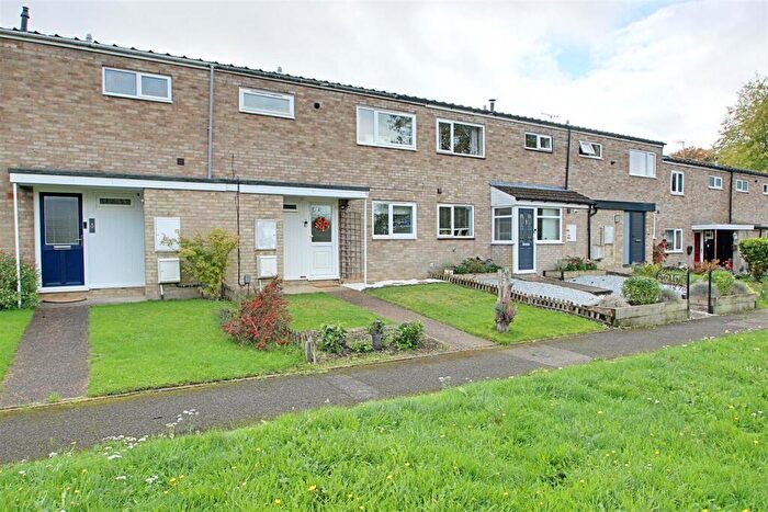 3 Bedroom House For Sale In Plover Close, Berkhamsted, HP4