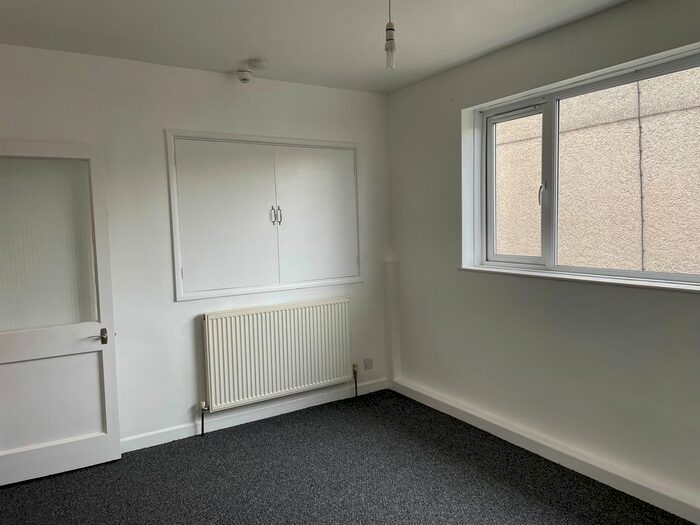 1 Bedroom Maisonette To Rent In Tavistock Road, Callington, PL17