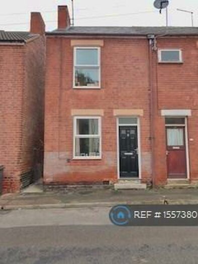 2 Bedroom Semi-Detached House To Rent In Hope Street, Chesterfield, S40