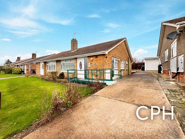 2 Bedroom Semi Detached Bungalow For Sale In Osgodby Hall Road, Scarborough, YO11